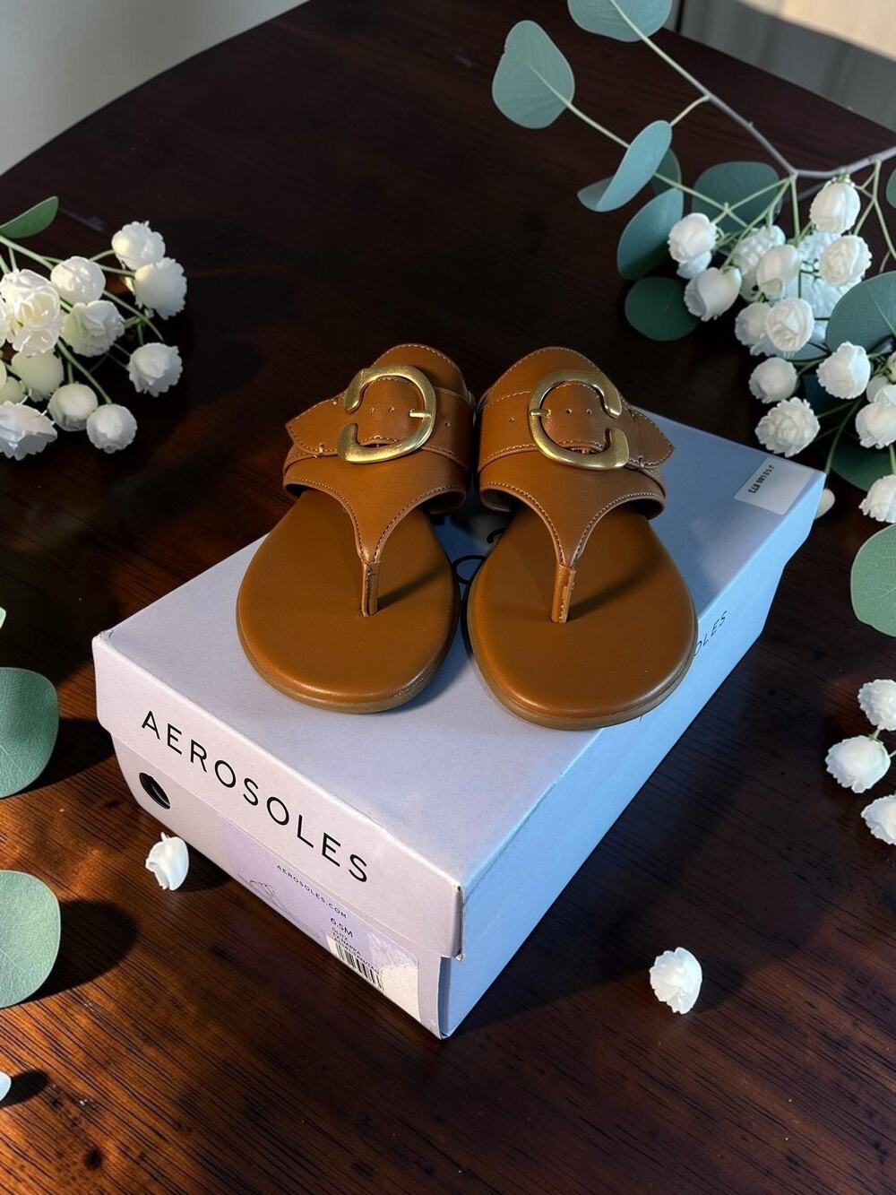 Aerosoles Glitz Open Toe Flat Sandals Sz 6.5 M Tan Thong Sandal Faux Leather New